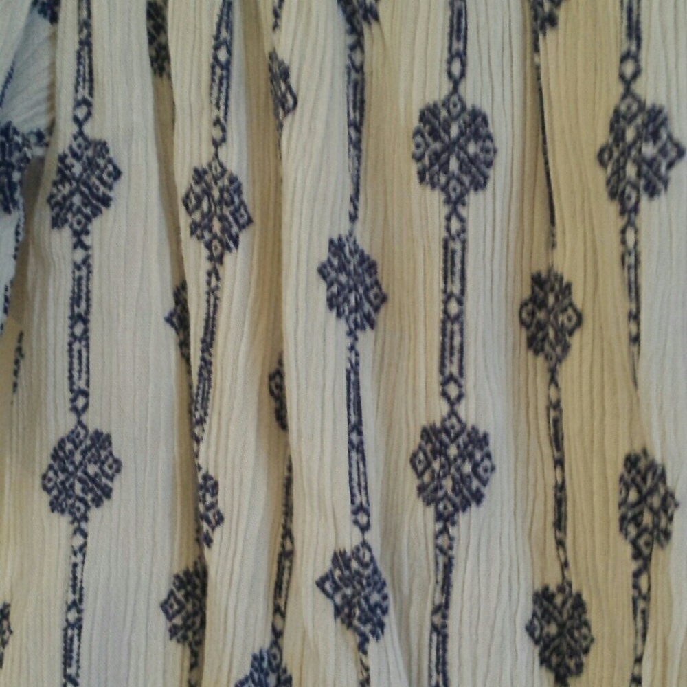 Boho Top - Picture 2 of 2